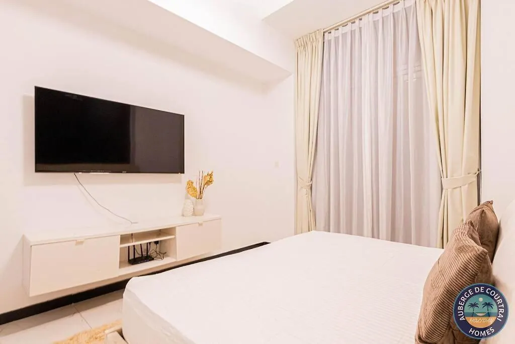 Elegant 3Br Duplex Crystal Residence 두바이 0*,