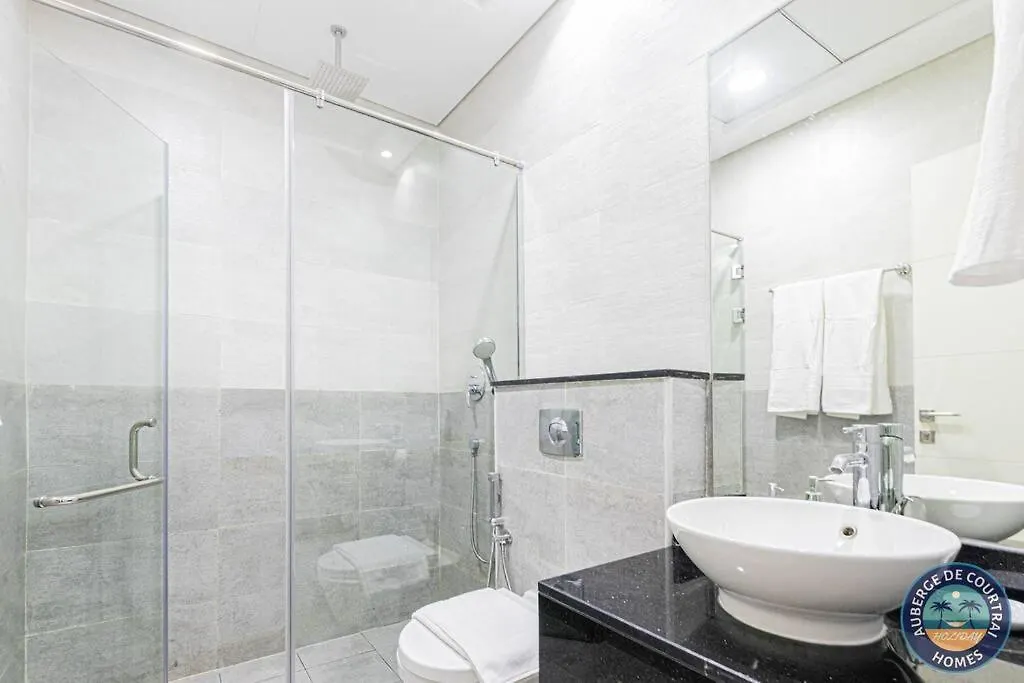Elegant 3Br Duplex Crystal Residence Dubai Apartment