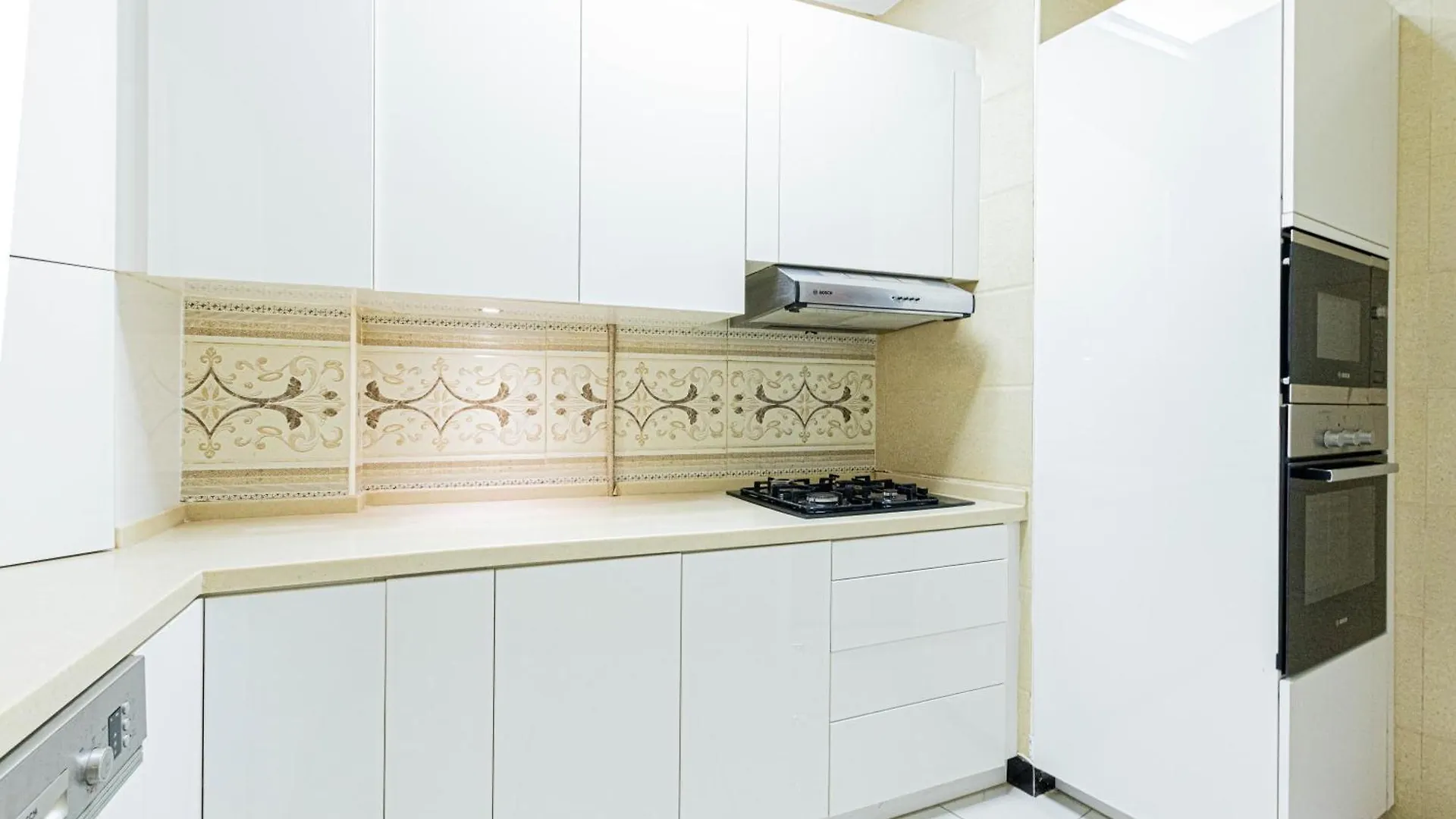 Elegant 3Br Duplex Crystal Residence ドバイ