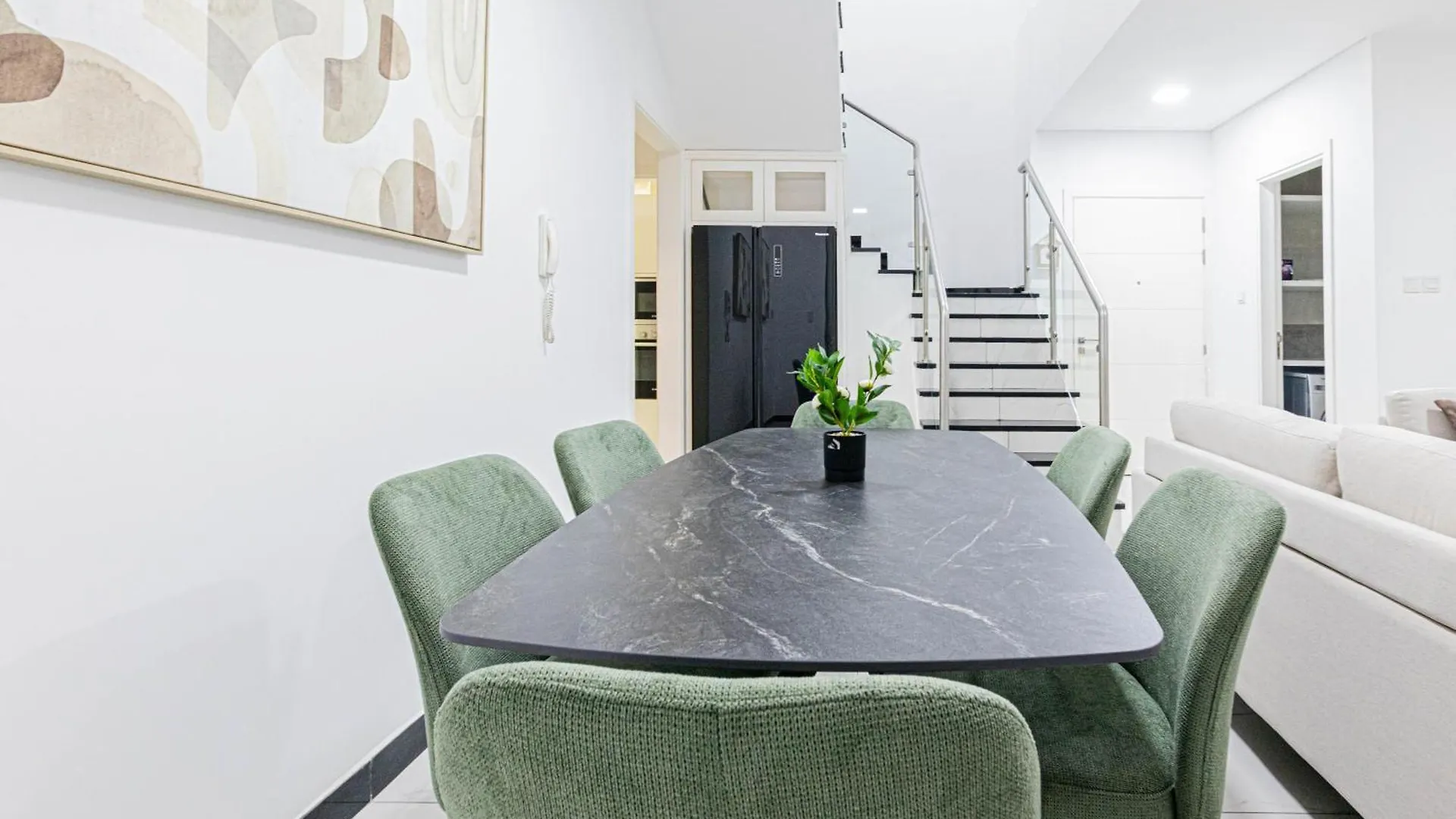 Elegant 3Br Duplex Crystal Residence ドバイ アパート