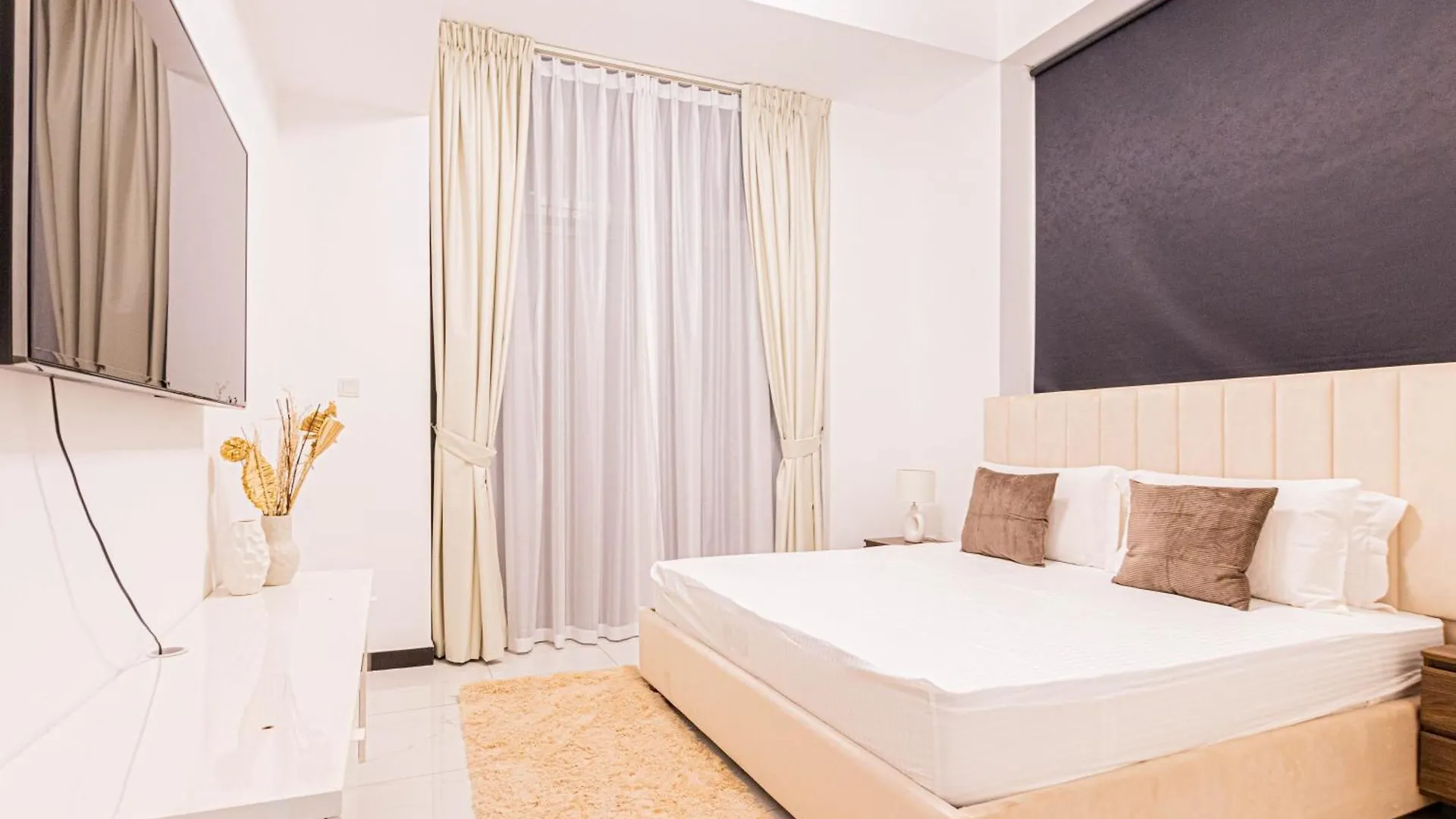 Elegant 3Br Duplex Crystal Residence ドバイ アパート