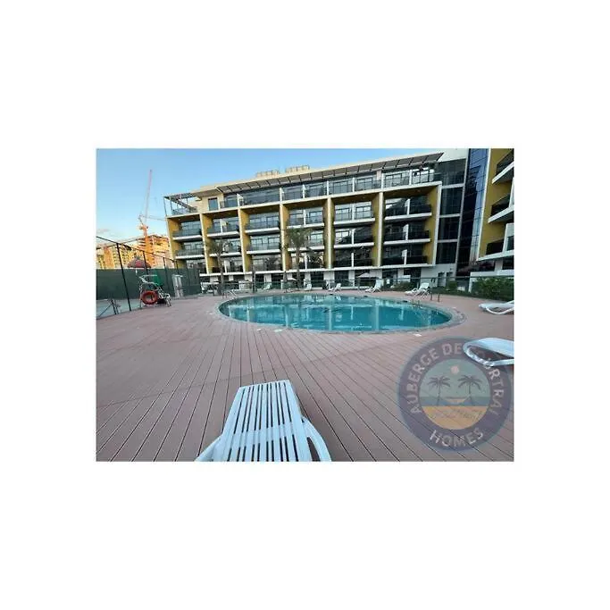 Elegant 3Br Duplex Crystal Residence Dubai Apartment